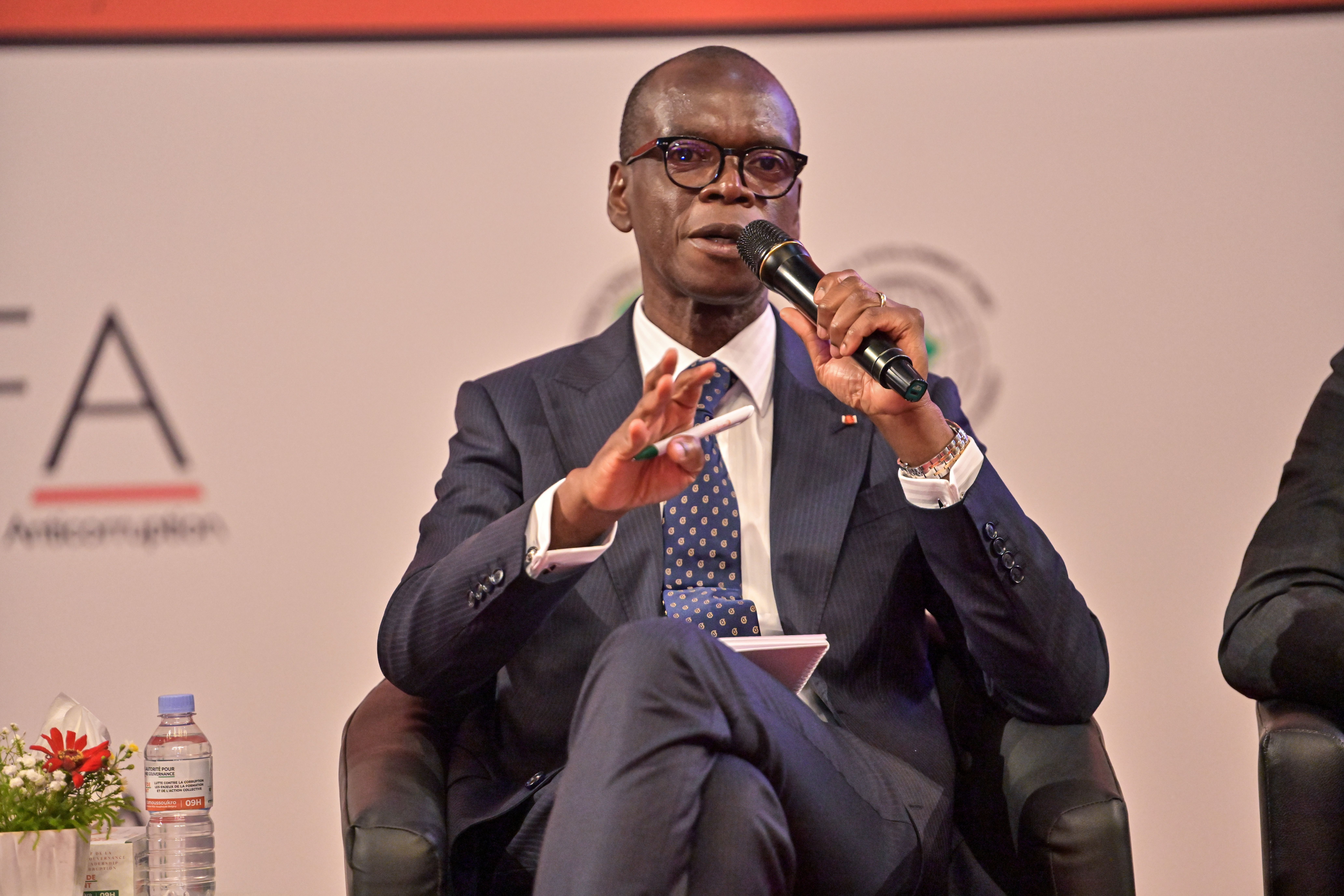 ABG LAC Panel de Haut Niveau (2)