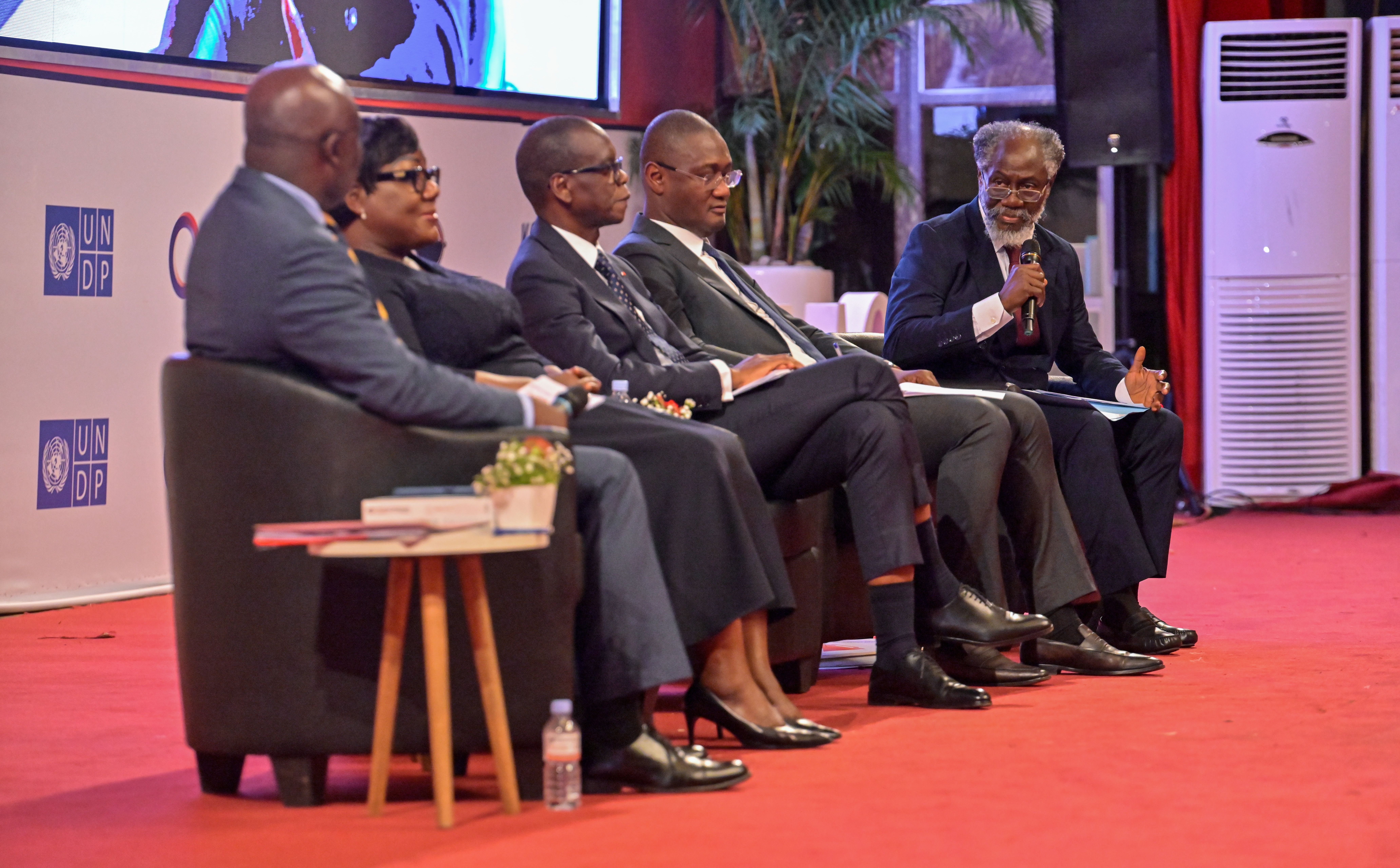 ABG LAC Panel de Haut Niveau (31)