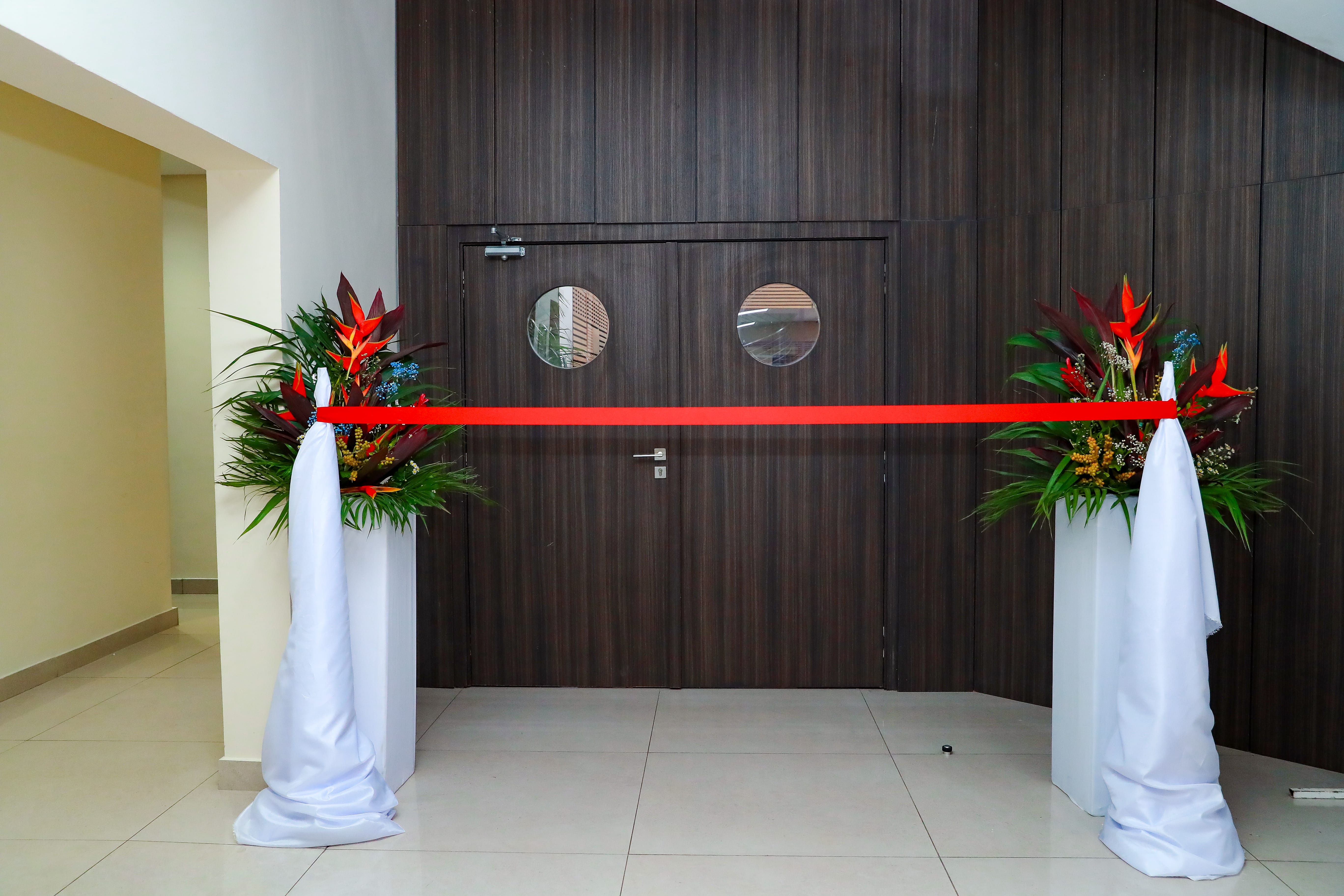 COUPURE DU RUBAN (1)